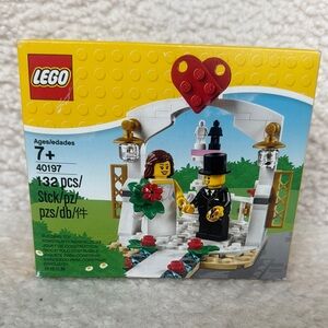 LEGO Romantic Wedding Celebration Set